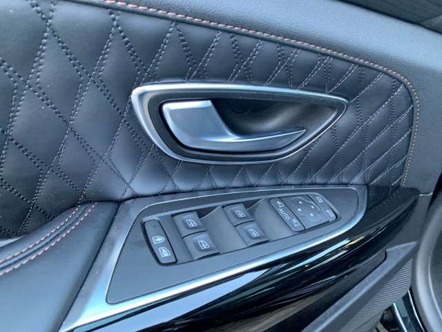 Fahrzeugbild eines Renault Espace