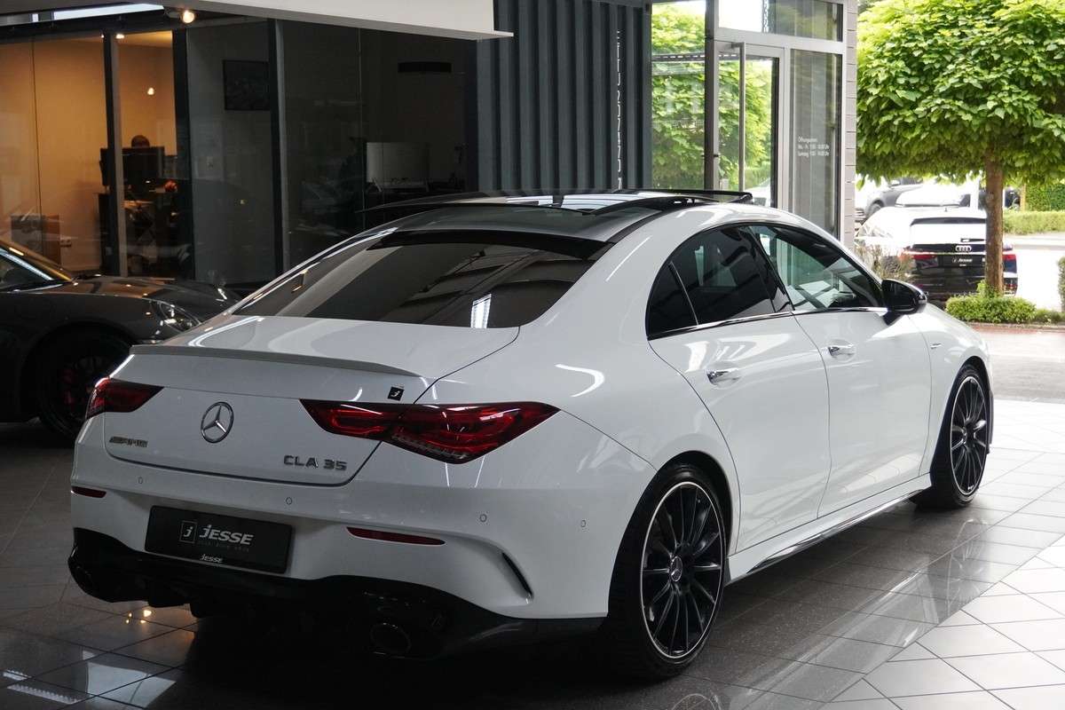 Fahrzeugbild eines Mercedes-Benz CLA