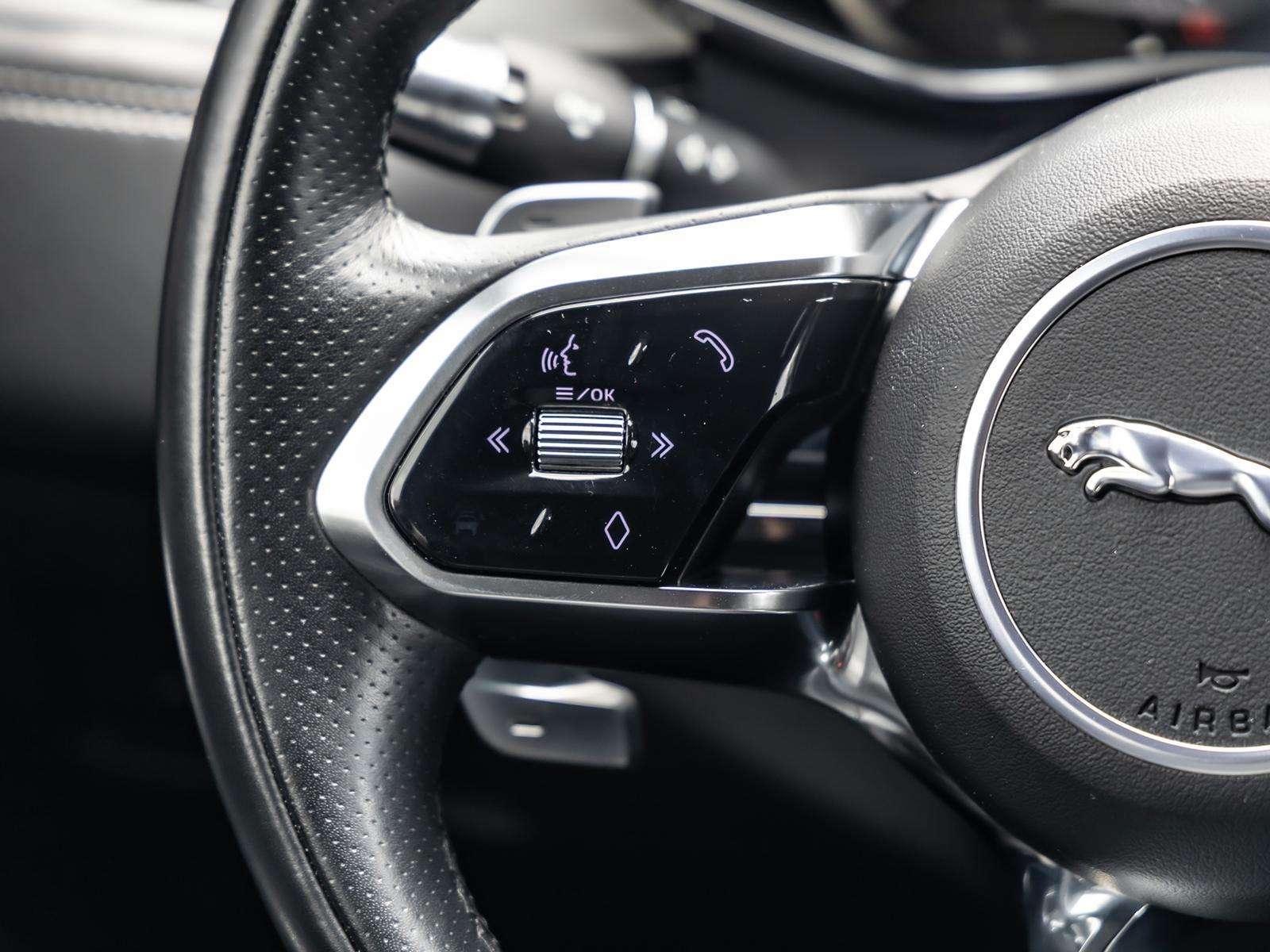 Fahrzeugbild eines Jaguar F-PACE