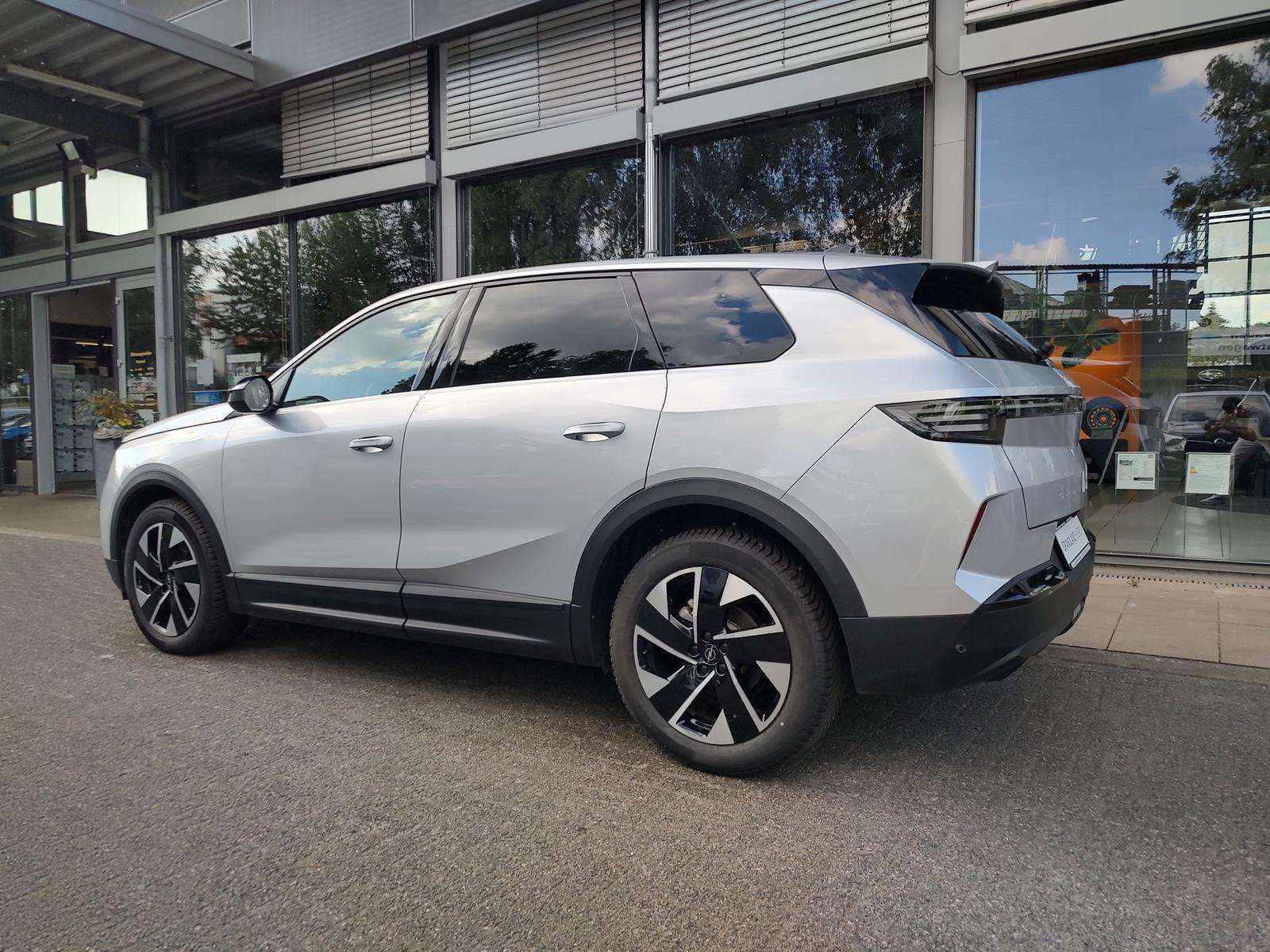 Fahrzeugbild eines Opel Grandland X