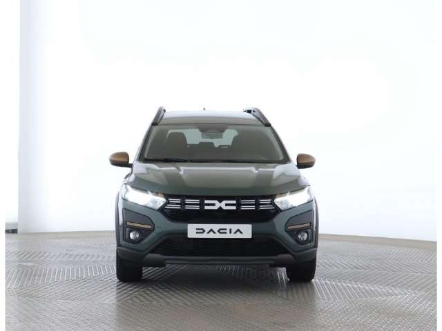 Fahrzeugbild eines Dacia Jogger