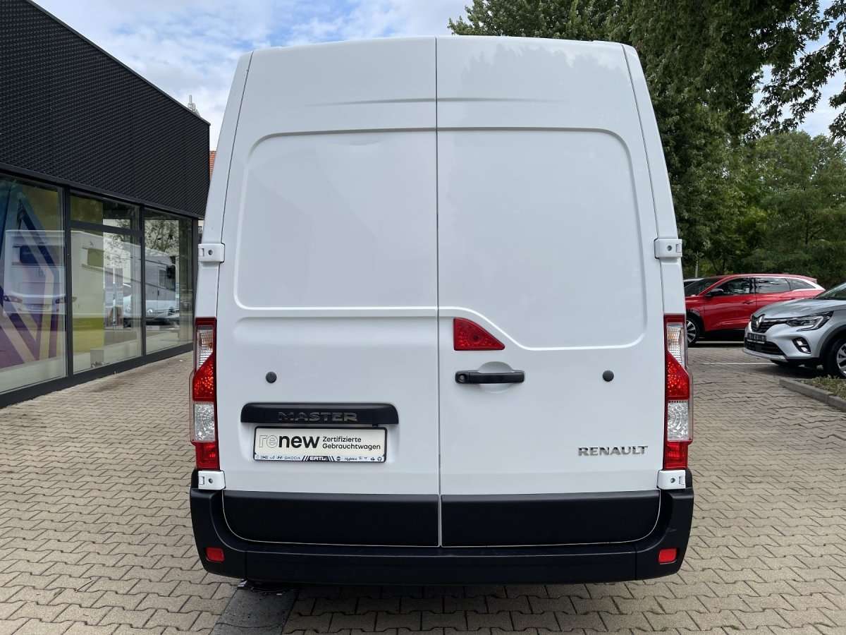 Fahrzeugbild eines Renault Master
