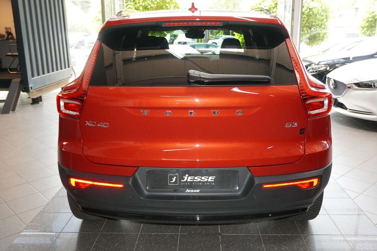 Fahrzeugbild eines Volvo XC40