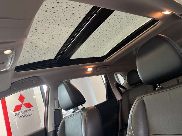 Fahrzeugbild eines Nissan X-TRAIL