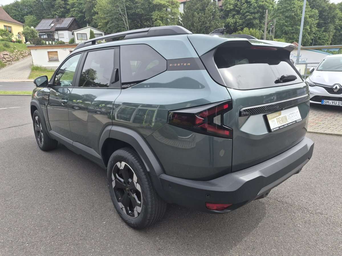 Fahrzeugbild eines Dacia Bigster