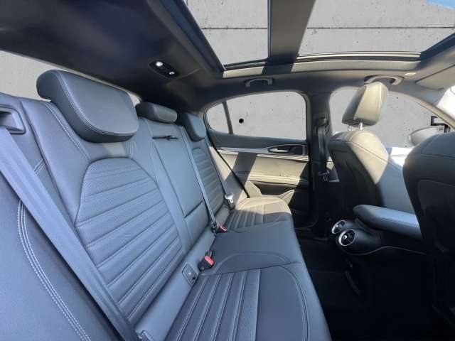 Fahrzeugbild eines Alfa Romeo Stelvio