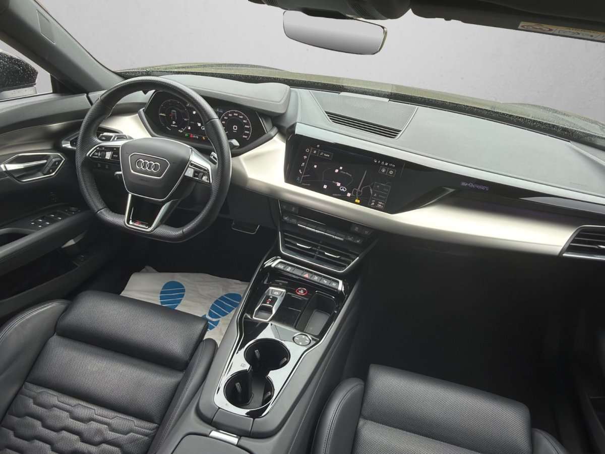 Fahrzeugbild eines Audi e-tron GT