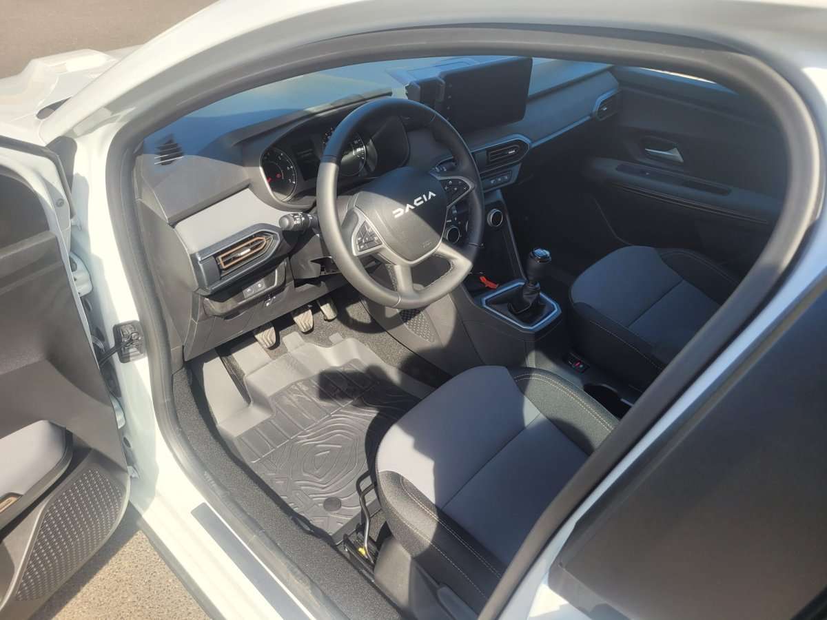 Fahrzeugbild eines Dacia Jogger