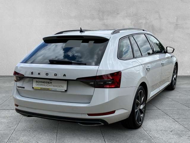 Fahrzeugbild eines Skoda Superb