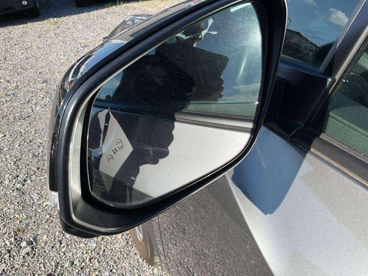 Fahrzeugbild eines Toyota bZ4X