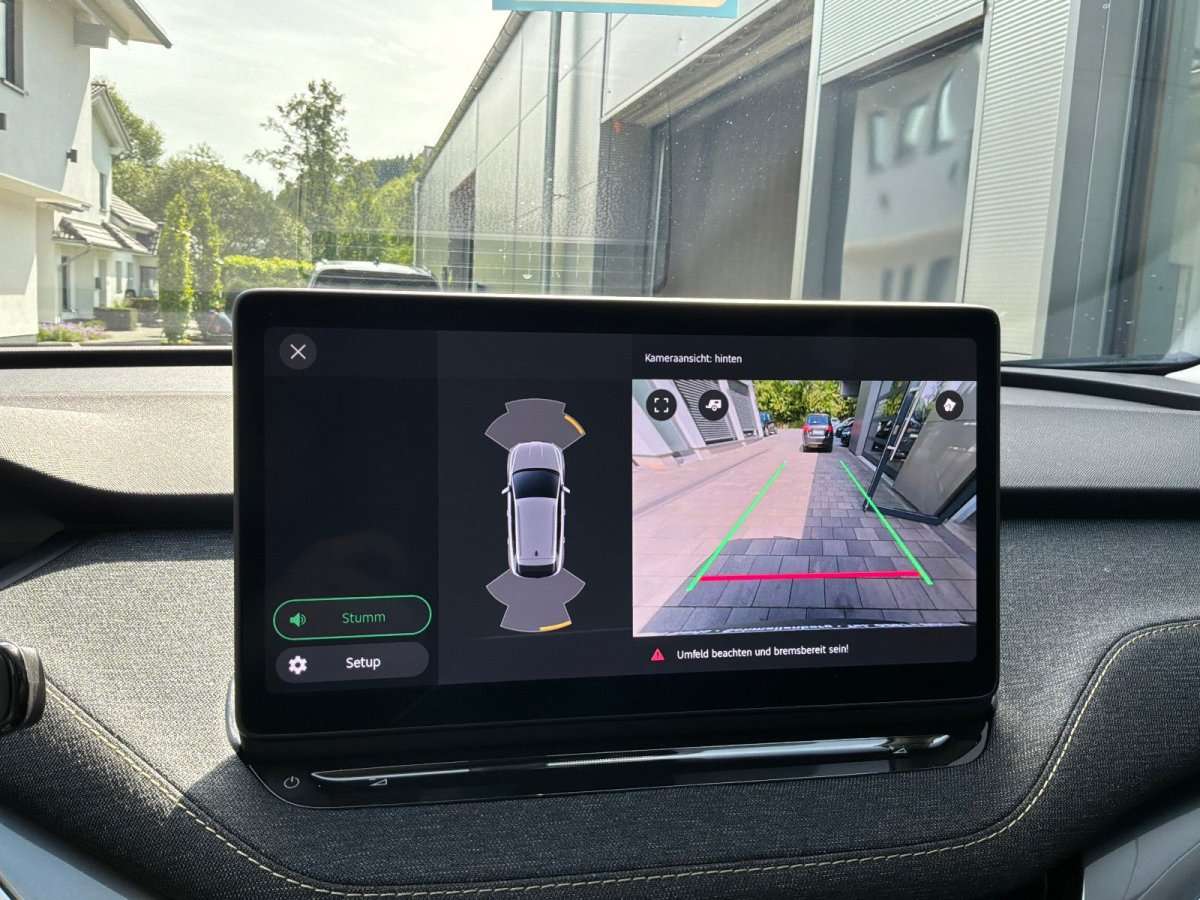 Fahrzeugbild eines Skoda ELROQ