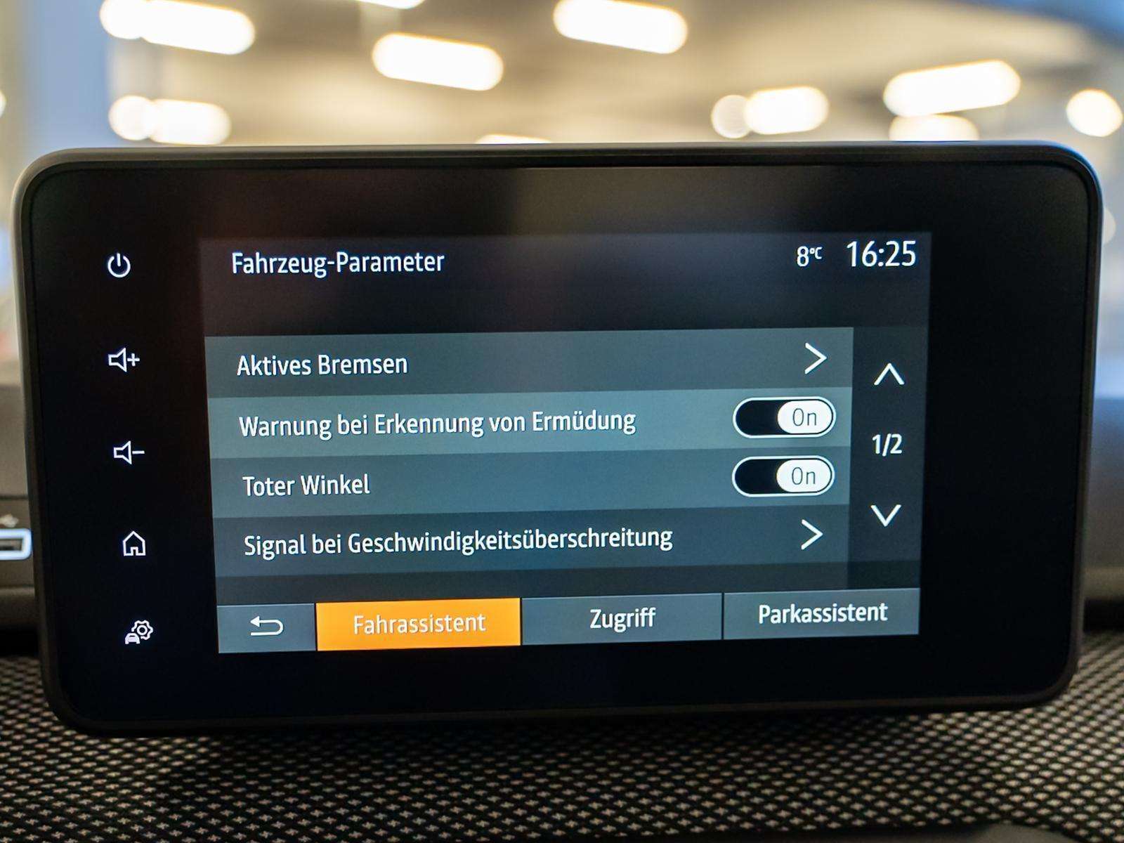 Fahrzeugbild eines Dacia Sandero