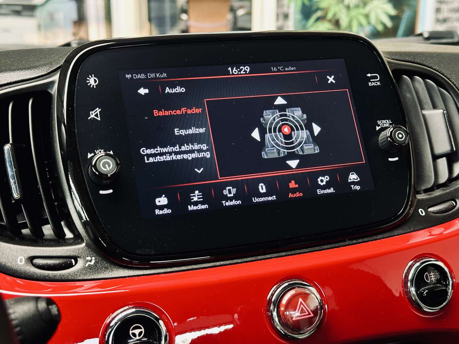 Fahrzeugbild eines Fiat 500