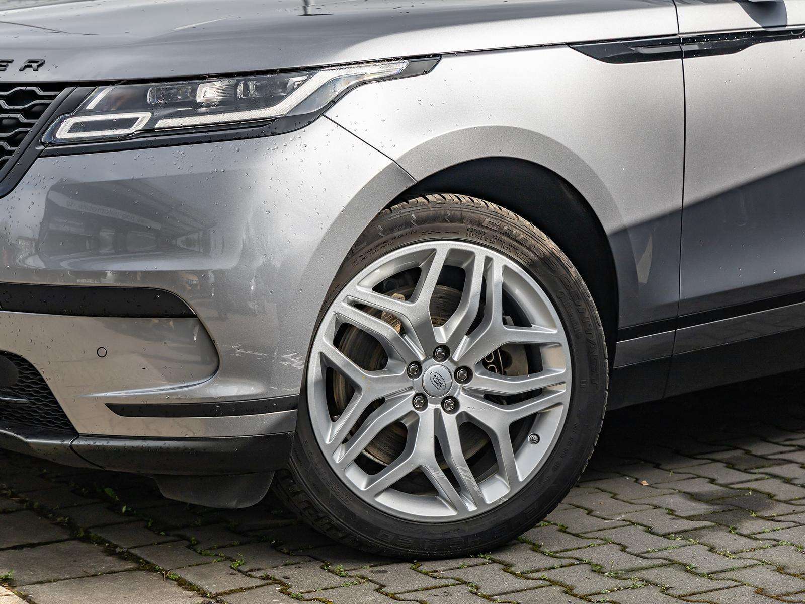 Fahrzeugbild eines Land Rover Range Rover Velar