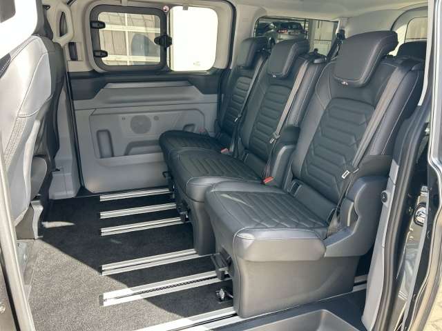 Fahrzeugbild eines Ford Tourneo Custom
