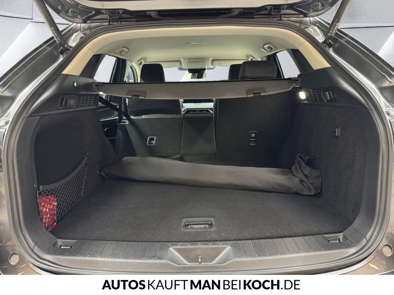 Fahrzeugbild eines Mazda CX-60