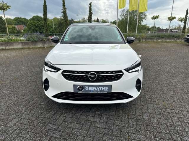 Fahrzeugbild eines Opel Corsa