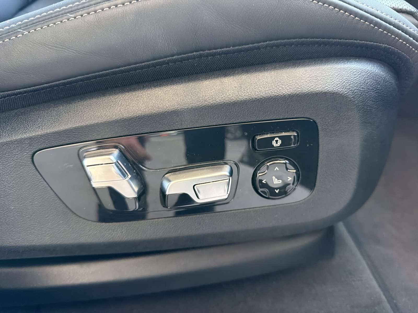 Fahrzeugbild eines BMW X5