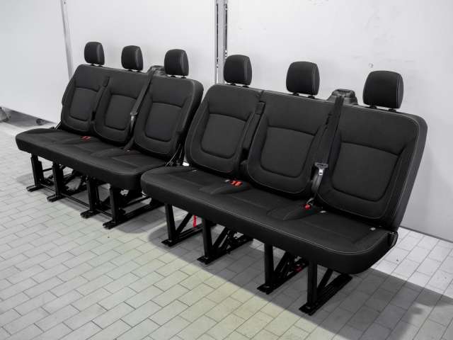 Fahrzeugbild eines Nissan Primastar