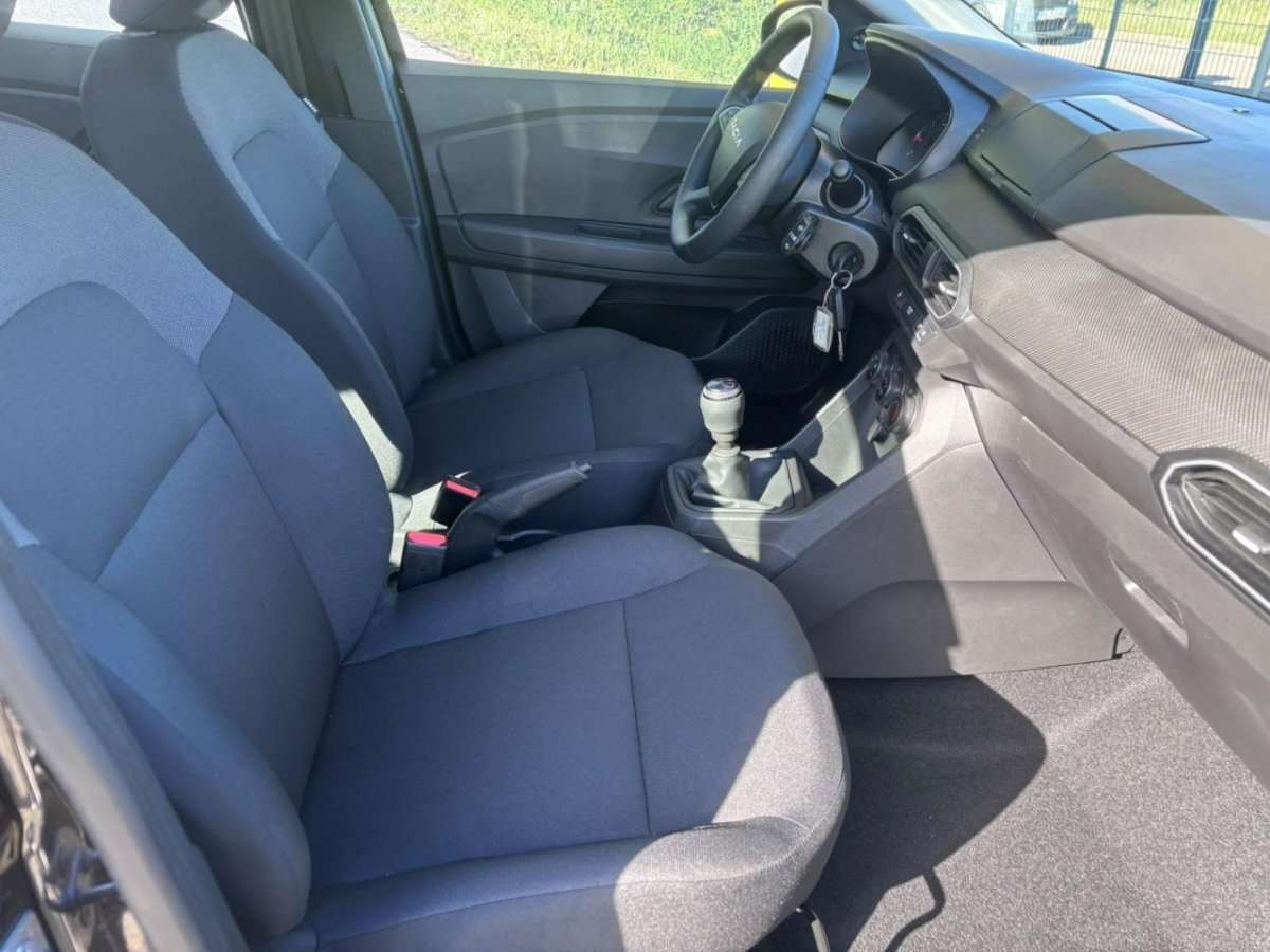 Fahrzeugbild eines Dacia Sandero