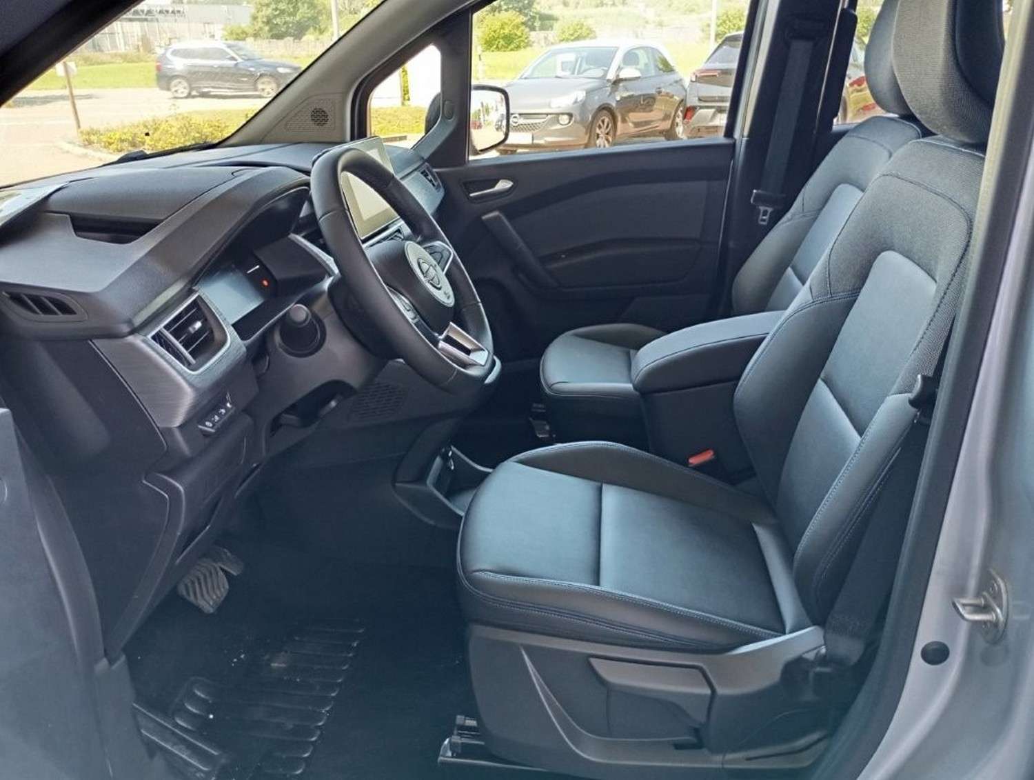 Fahrzeugbild eines Nissan Townstar