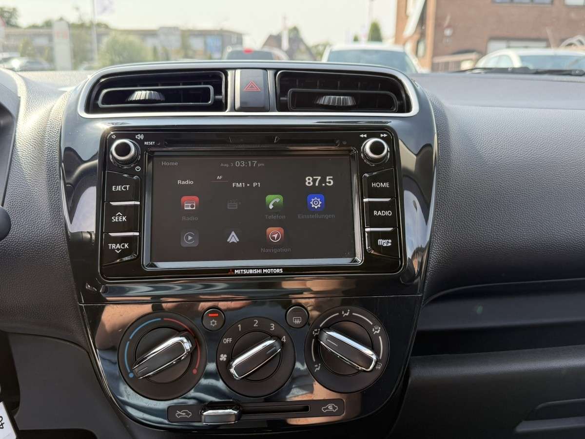 Fahrzeugbild eines Mitsubishi Space Star