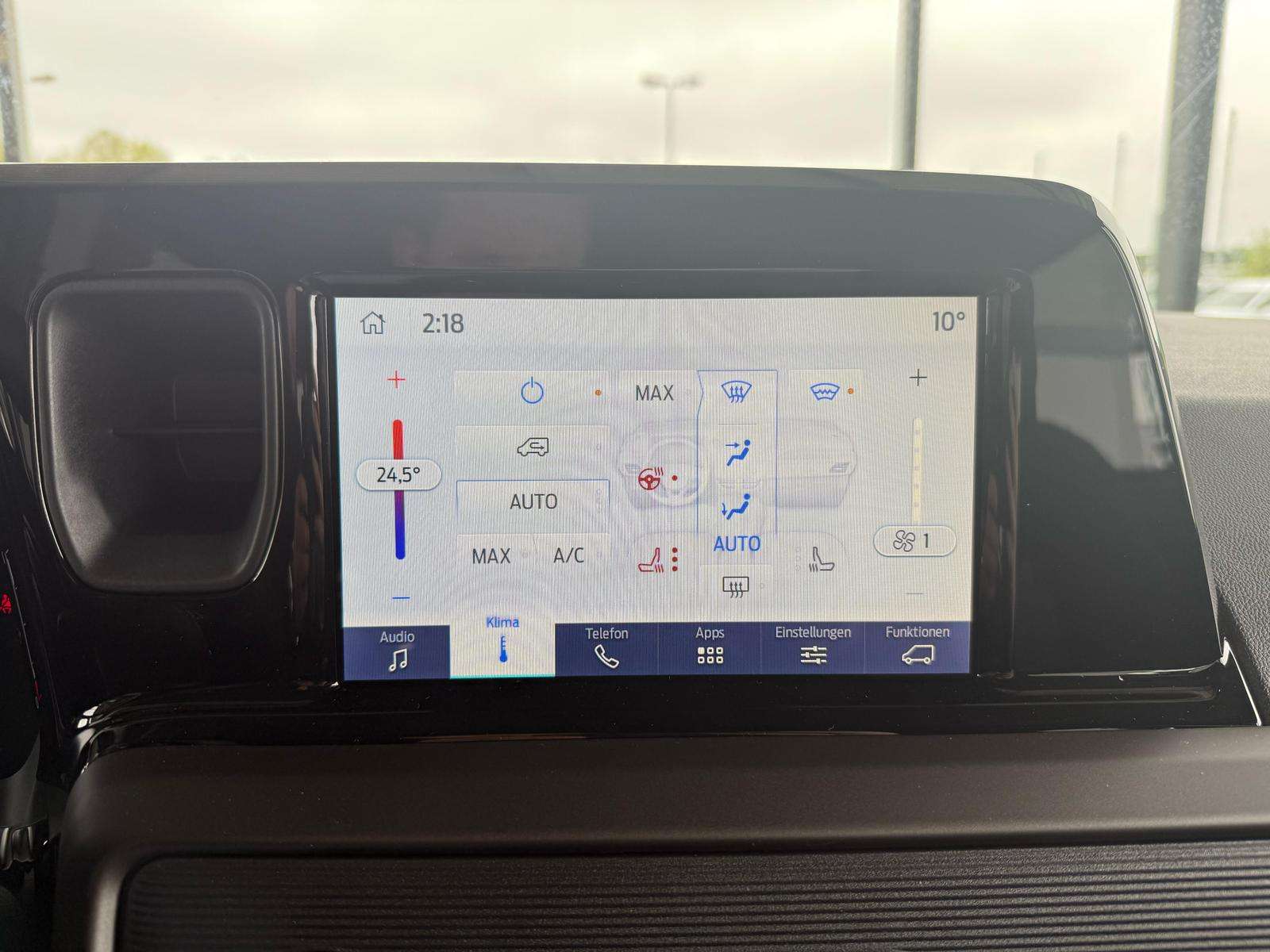 Fahrzeugbild eines Ford Tourneo Courier