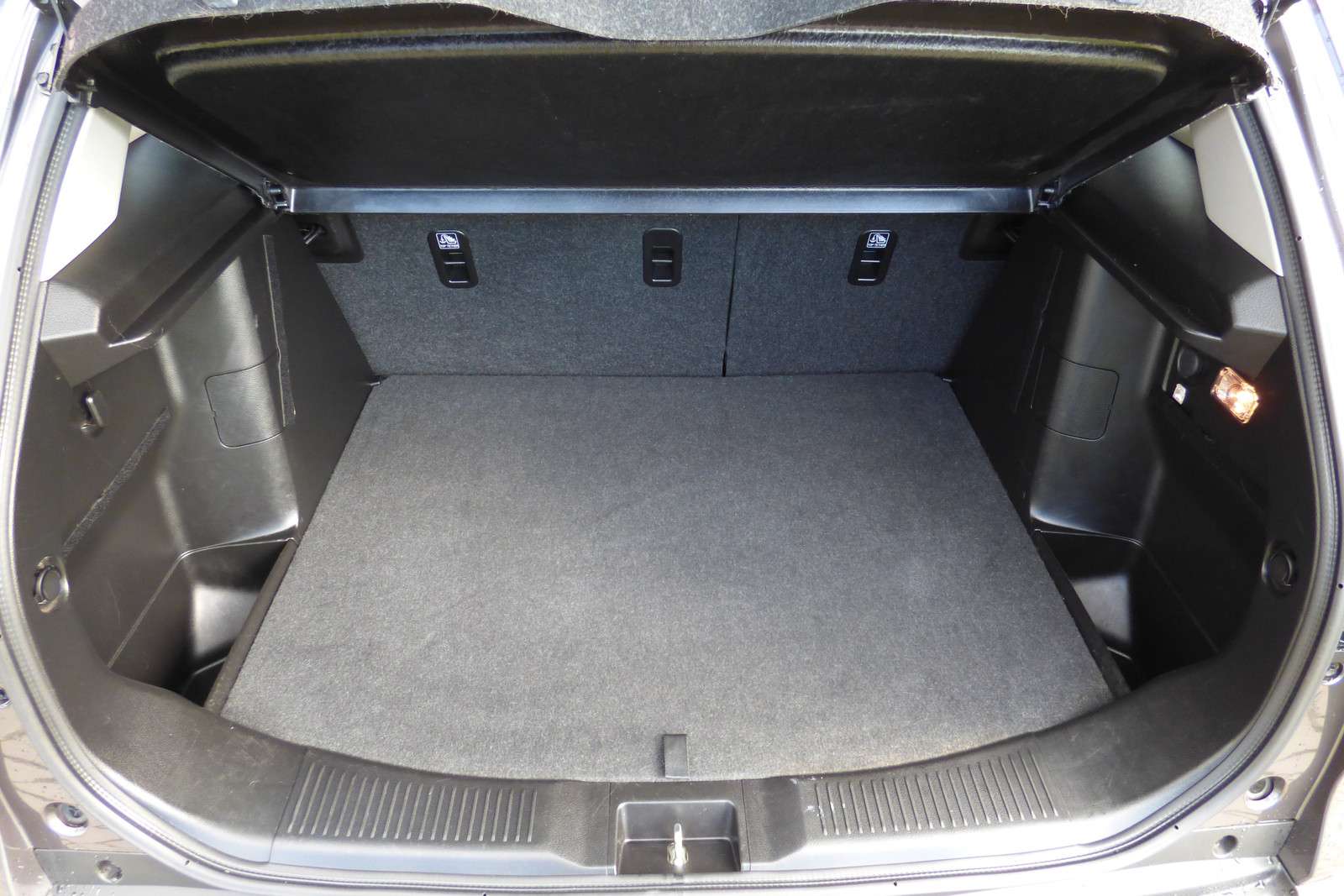 Fahrzeugbild eines Suzuki S-Cross