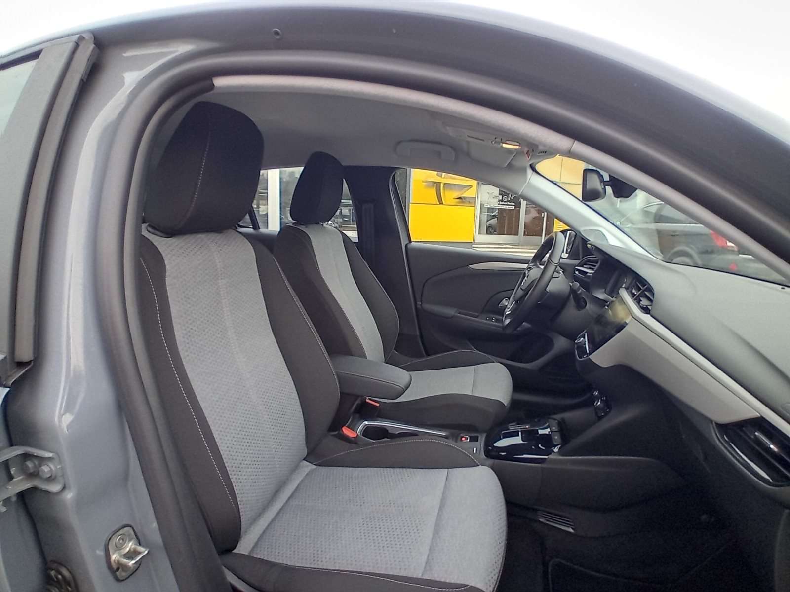 Fahrzeugbild eines Opel Corsa