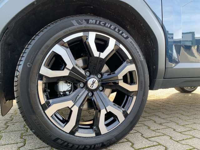 Fahrzeugbild eines Dacia Bigster