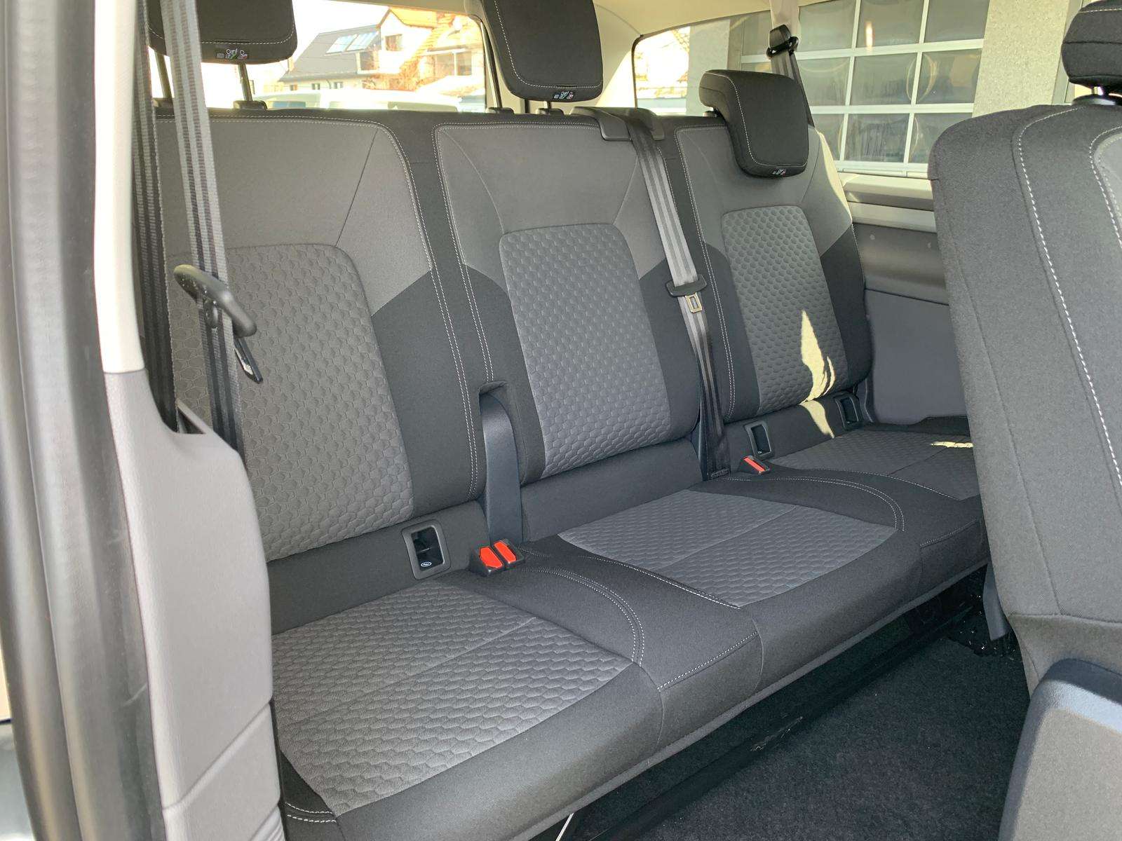 Fahrzeugbild eines Volkswagen Caravelle