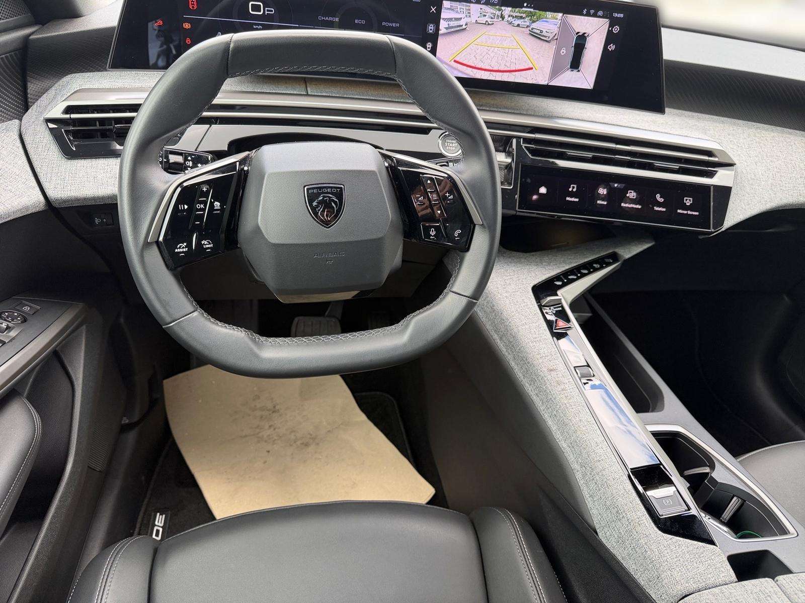 Fahrzeugbild eines Peugeot 3008