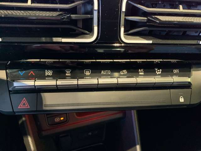 Fahrzeugbild eines Renault 5 E-TECH