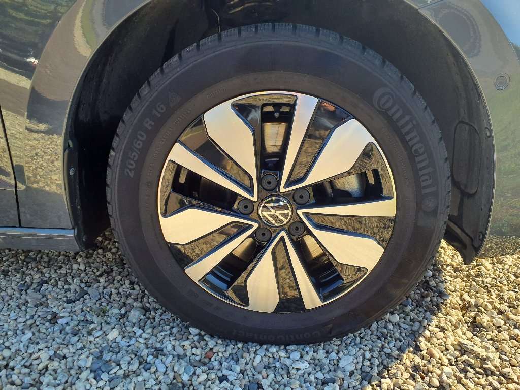Fahrzeugbild eines Volkswagen Touran