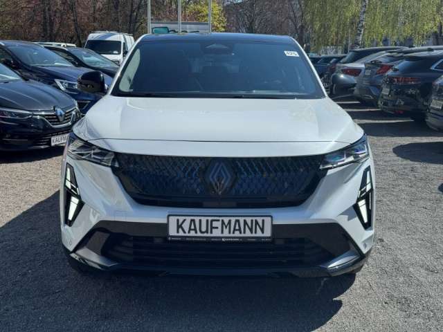 Fahrzeugbild eines Renault Rafale