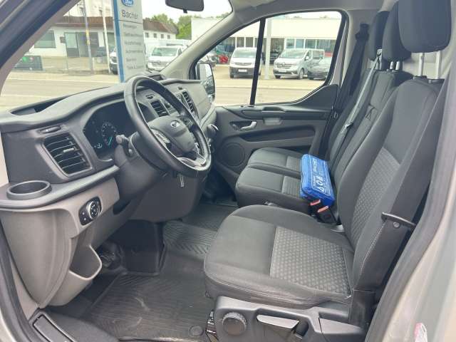 Fahrzeugbild eines Ford Transit Custom