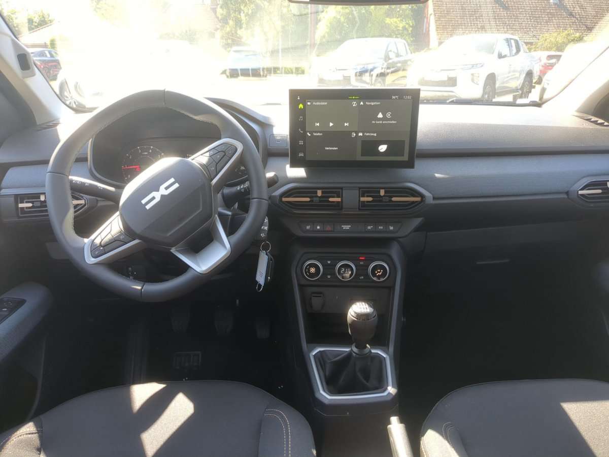 Fahrzeugbild eines Dacia Sandero