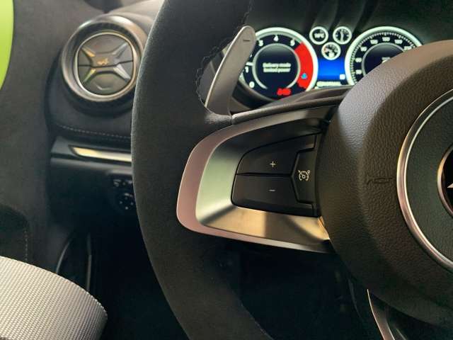 Fahrzeugbild eines Alpine A110