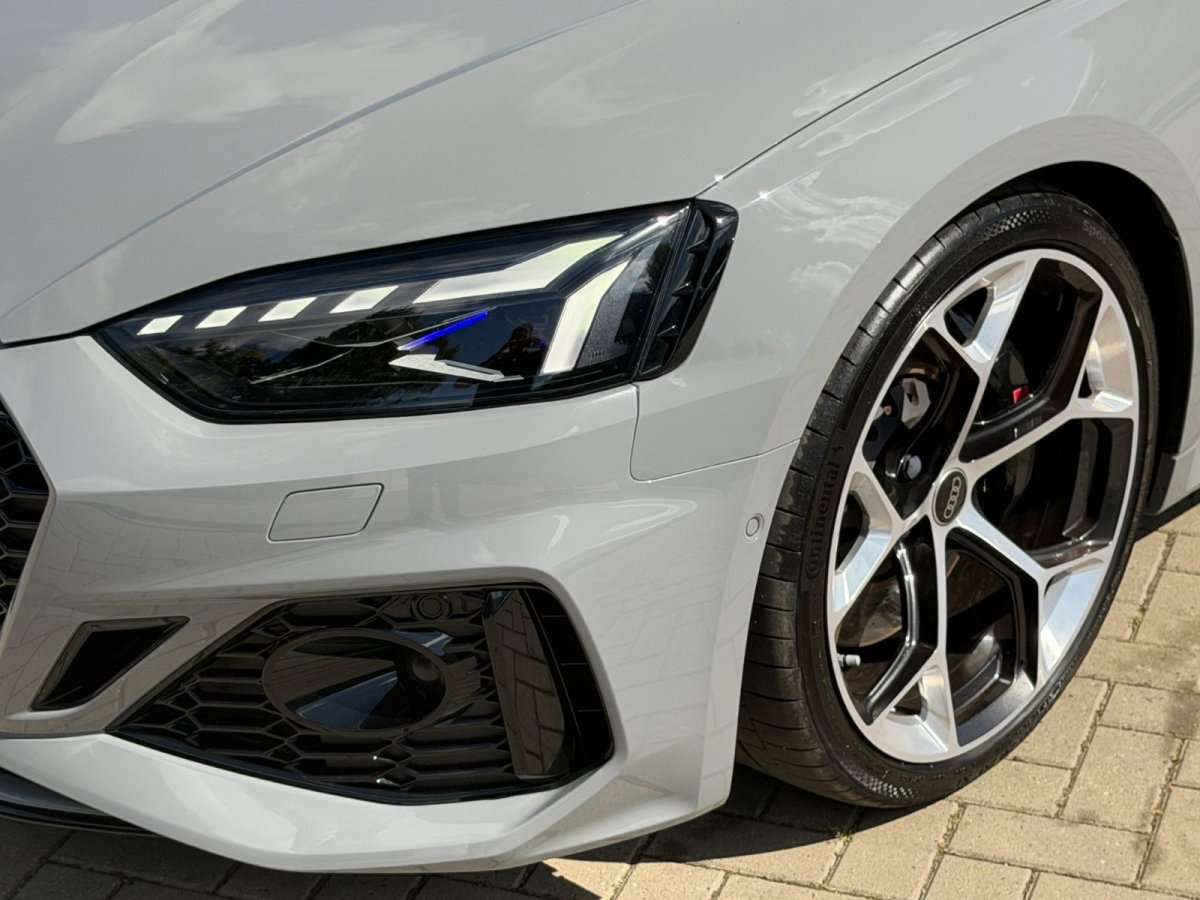 Fahrzeugbild eines Audi RS5