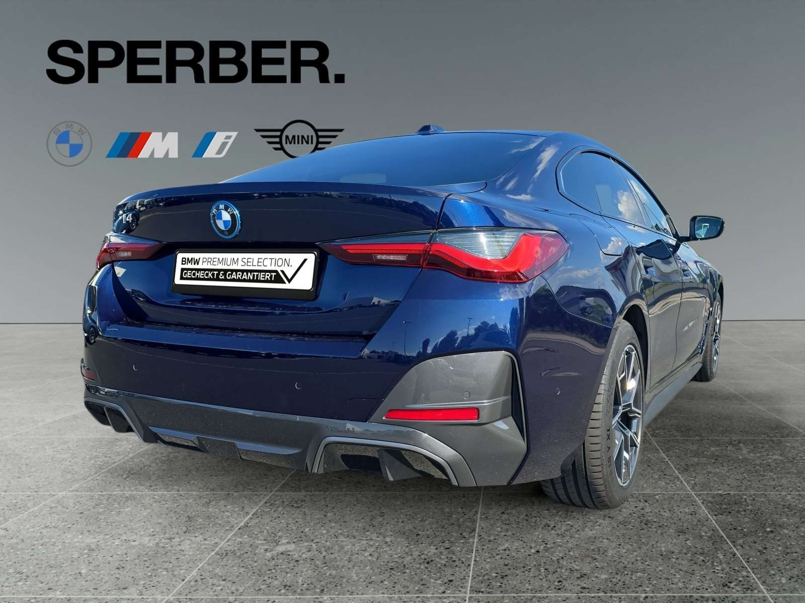 Fahrzeugbild eines BMW i4