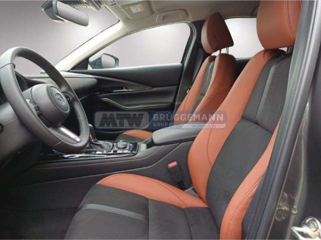 Fahrzeugbild eines Mazda CX-30