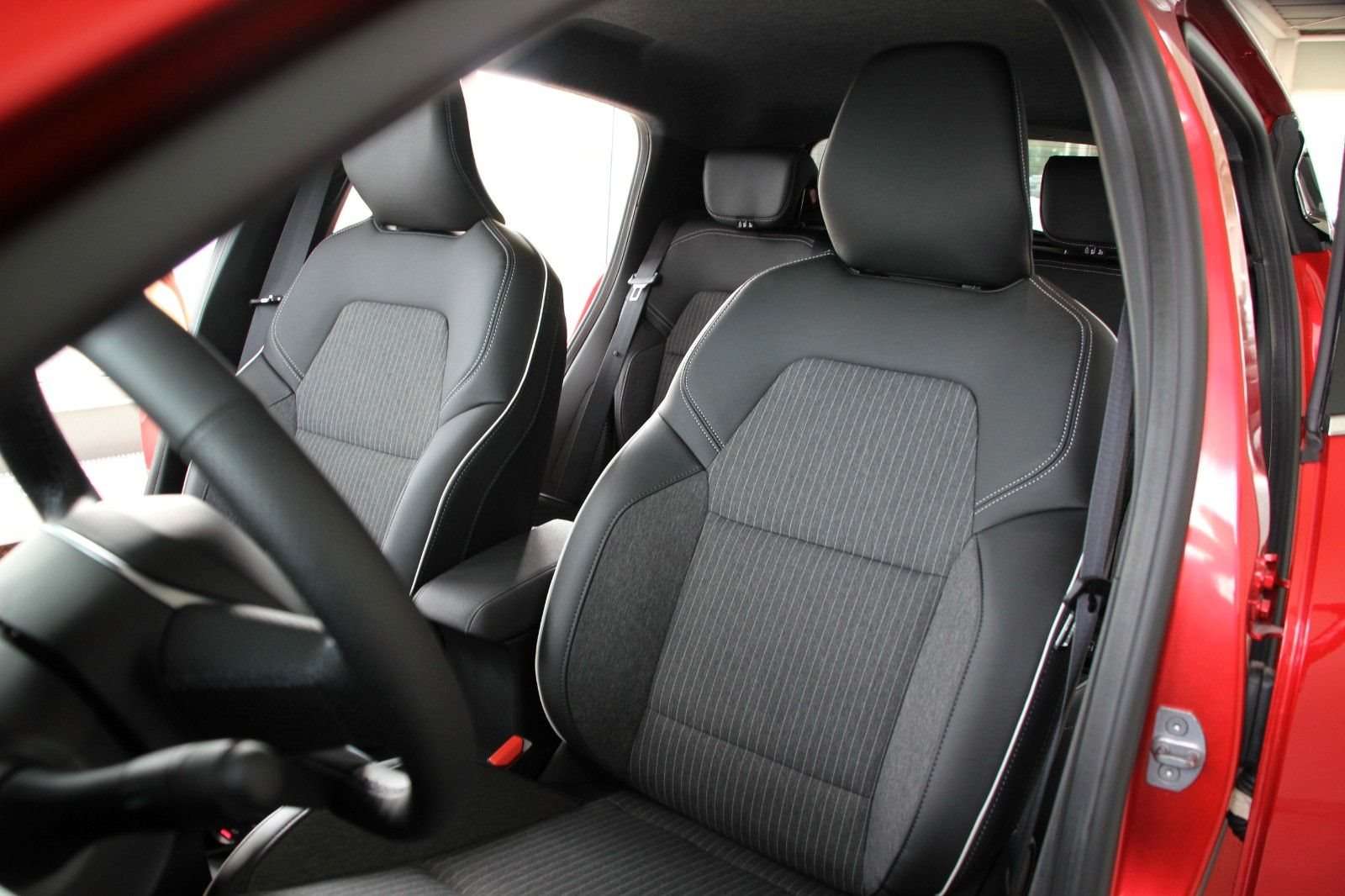 Fahrzeugbild eines Mitsubishi Colt