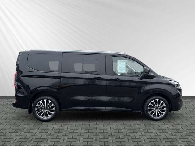 Fahrzeugbild eines Ford Tourneo Custom