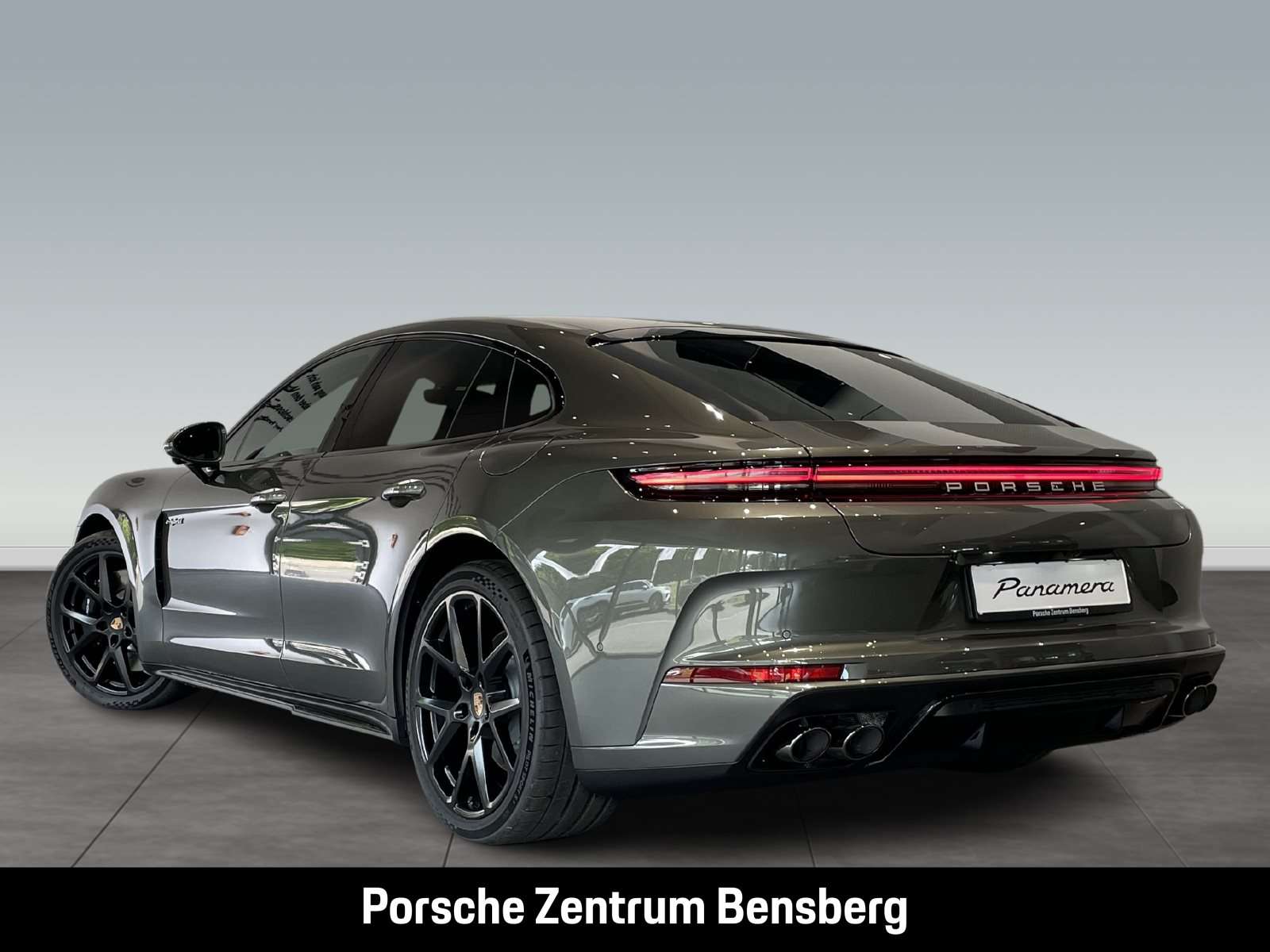 Fahrzeugbild eines Porsche Panamera