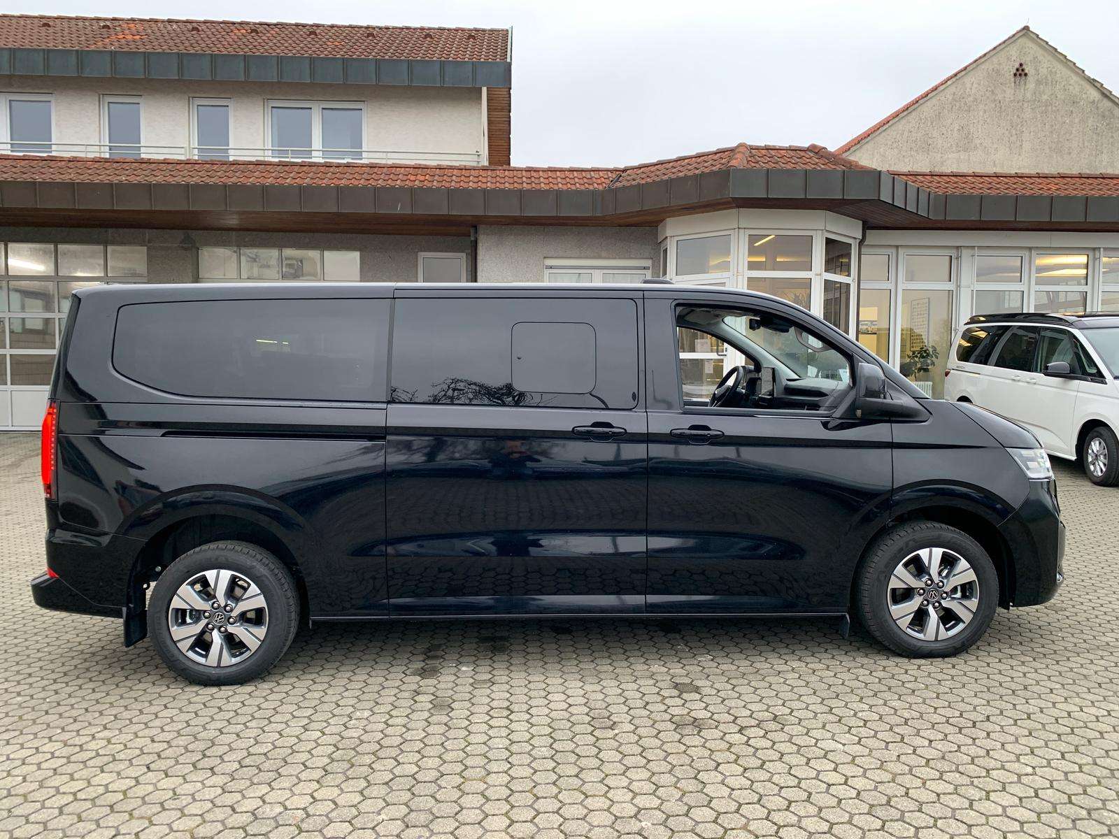 Fahrzeugbild eines Volkswagen Caravelle