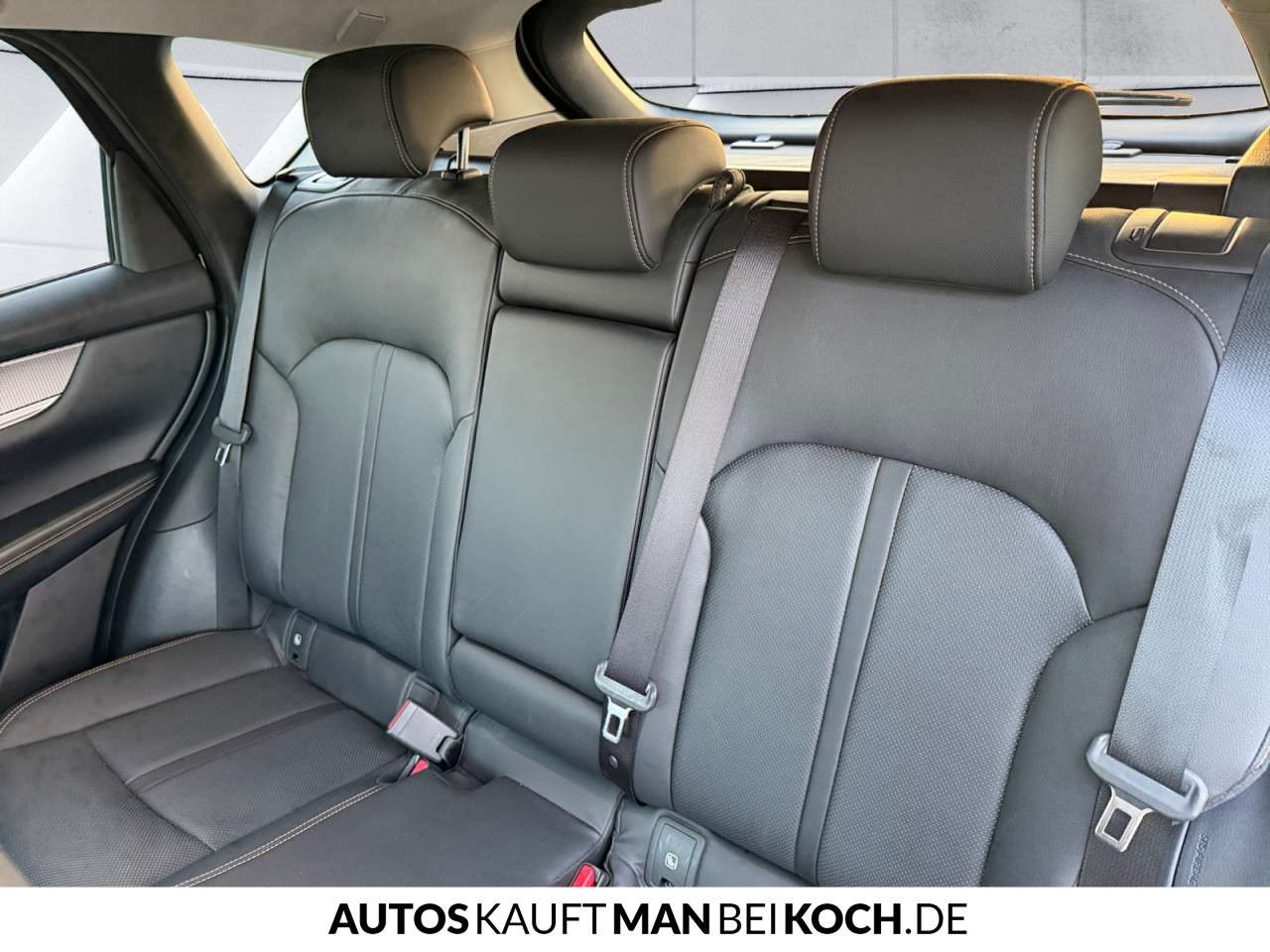 Fahrzeugbild eines Mazda CX-60