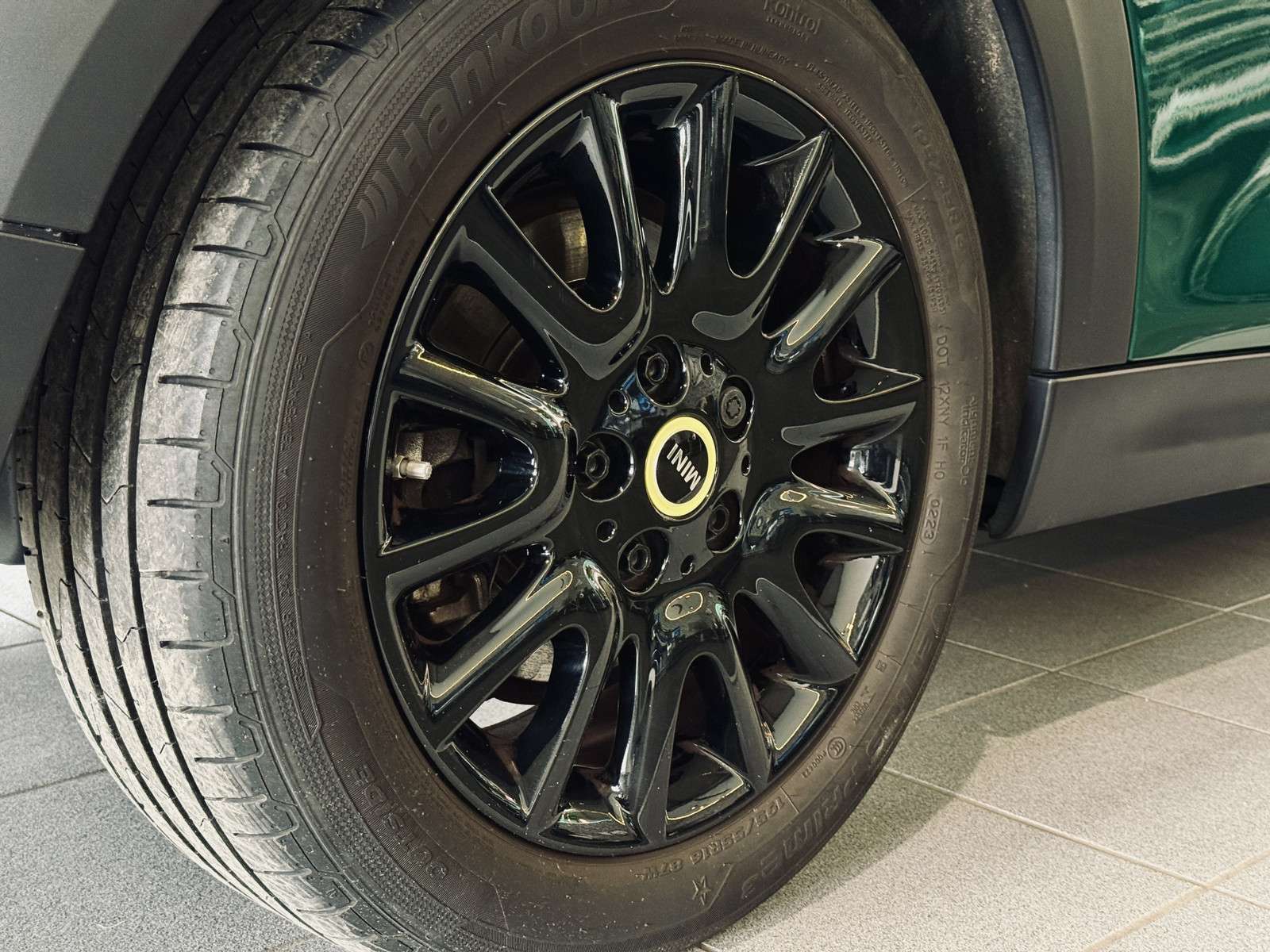 Fahrzeugbild eines MINI COOPER