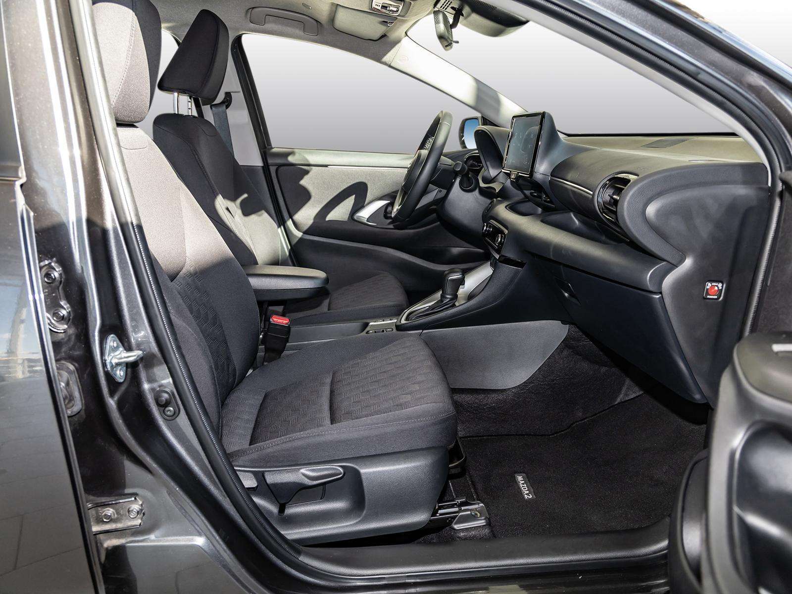 Fahrzeugbild eines Mazda Mazda2 Hybrid