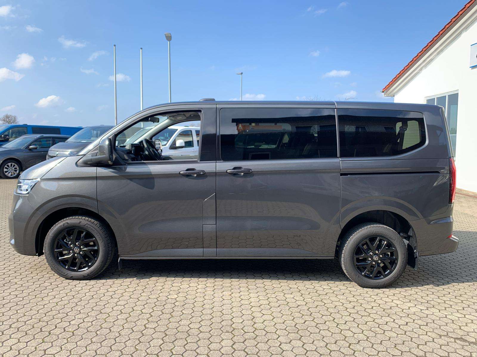 Fahrzeugbild eines Volkswagen Caravelle