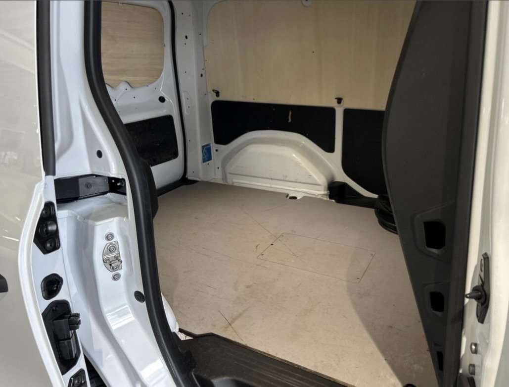 Fahrzeugbild eines Renault Kangoo E-TECH